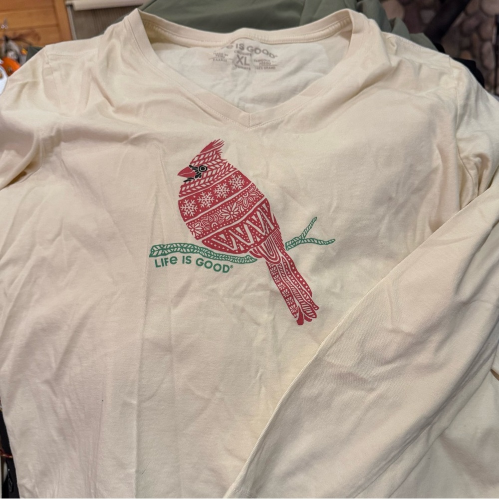 Life is Good. Women's Tribal Cardinal LS Crusher Tee, Putty White Size XL
